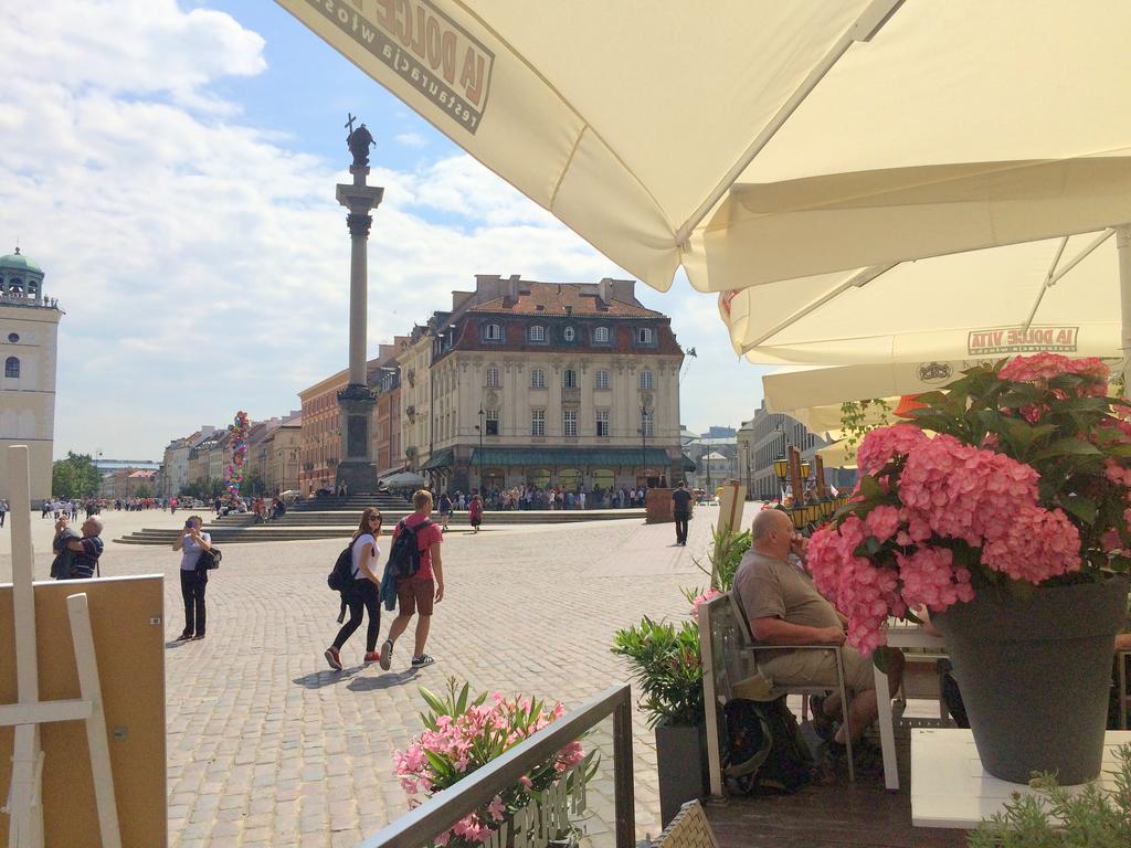 Pokoje Goscinne Dom Literatury Varsó Kültér fotó